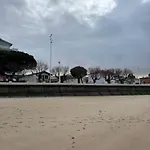 Front De 1ere Ligne Αρασόν