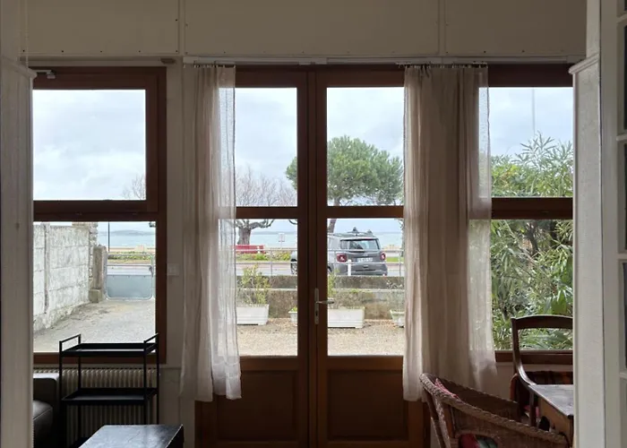 Front De 1ere Ligne Apartment